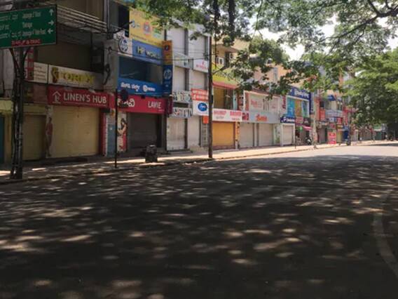 ગુજરાતના આ મોટા શહેરમાં કોરોનાના કેસો વધતાં રાત્રિ કરફ્યુ લાદવા રૂપાણીને વિનંતી, જાણો કોણે કર્યો વિરોધ ? ગુજરાતના આ મોટા શહેરમાં કોરોનાના કેસો વધતાં રાત્રિ કરફ્યુ લાદવા રૂપાણીને વિનંતી, જાણો કોણે કર્યો વિરોધ ?