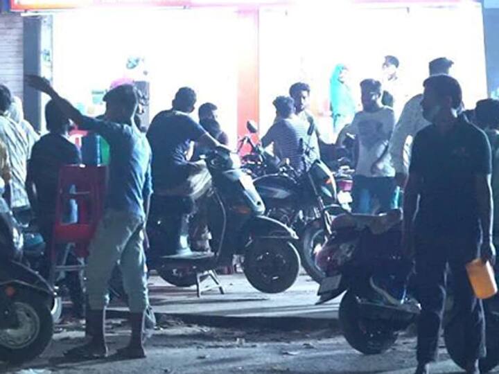 અમદાવાદના 27 પોશ વિસ્તારોમાં દુકાનો બંધ રાખવા મુદ્દે બે વાર ગુલાંટ લગાવ્યા પછી AMCએ જાહેર કર્યો શું અંતિમ નિર્ણય ? AMC announces final decision of Shop close in Ahmedabad અમદાવાદના 27 પોશ વિસ્તારોમાં દુકાનો બંધ રાખવા મુદ્દે બે વાર ગુલાંટ લગાવ્યા પછી AMCએ જાહેર કર્યો શું અંતિમ નિર્ણય ?