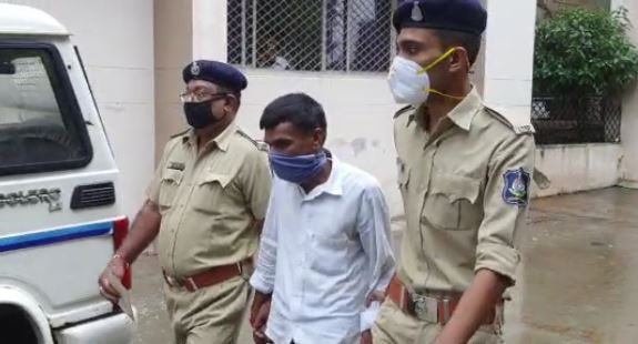 Rape of a three year old girl in Khambhat, Anand court sentenced him to death આણંદના ખંભાતમાં ત્રણ વર્ષની બાળકી પર બળાત્કાર કરનાર હેવાનને ફાંસીની સજા, જાણો વિગત