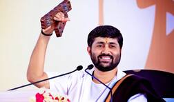 જાણીતા કથાકાર જીજ્ઞેશ દાદાએ કોરોનાને આપી મ્હાત, ઘરે પહોંચતા જ માતાએ.....