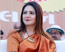 CM રૂપાણીની અધ્યક્ષતામાં સંમેલન યોજનાર કયા આગેવાનના પત્ની કરશે અપક્ષ ઉમેદવારી? કઈ બેઠક માટે ઉપાડ્યું ફોર્મ?