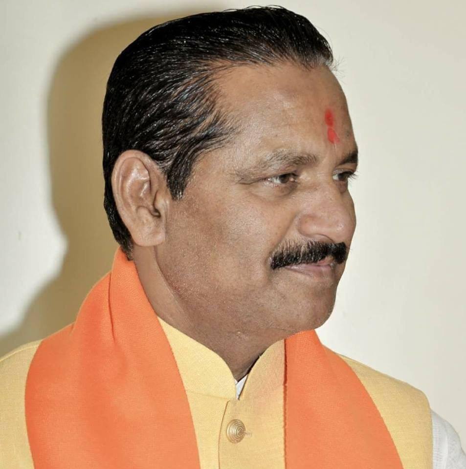 Why BJP does not announce Kirit Singh Rana's name for Limbdi? Rana started campaigning but why BJP in Awadhwa? ભાજપ લીંબડી માટે કિરિટસિંહ રાણાના નામની જાહેરાત કેમ નથી કરતું ? રાણાએ પ્રચાર શરૂ કરી દીધો પણ ભાજપ કેમ અવઢવમાં ?