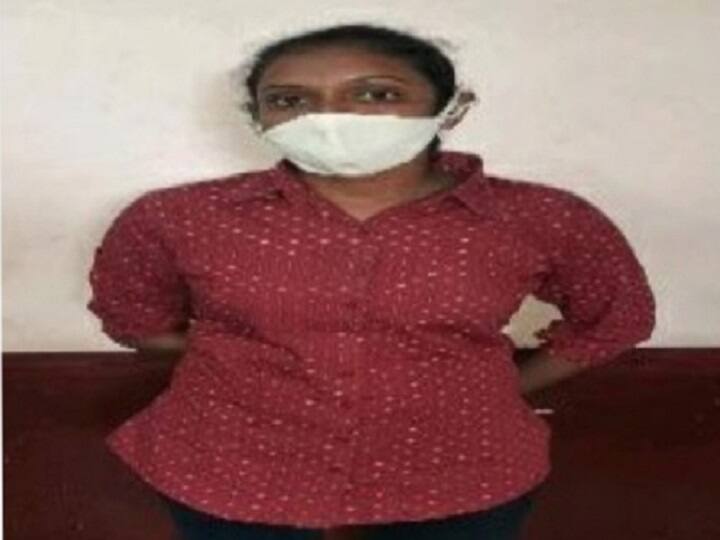 મોરબીના બિઝનેસમેનને યુવતીએ શારીરિક સુખ માણવા બોલાવ્યો ને ...., કઈ મહિલા પોલીસની થઈ ધરપકડ? Rajkot honey trap : Police arrested ASI Trusha Patel મોરબીના બિઝનેસમેનને યુવતીએ શારીરિક સુખ માણવા બોલાવ્યો ને ...., કઈ મહિલા પોલીસની થઈ ધરપકડ?