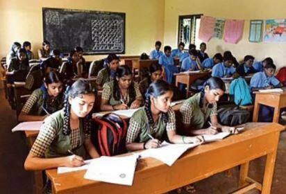 Gujarat govt may consider reopening schools only after Diwali ગુજરાતમાં સ્કૂલો ખોલવા મુદ્દે રૂપાણી સરકારે લીધો મોટો નિર્ણય, જાણો શિક્ષણ મંત્રીએ શું આપ્યો સંકેત  ?