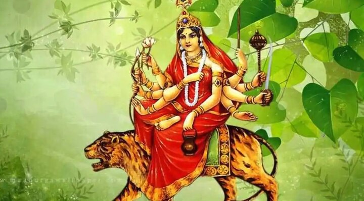 Navratri Day 3 Mantra: worship of maa chadraghanta here know how to do puja નવરાત્રિ 2020: ત્રીજા દિવસે કરો માતા ચંદ્રઘંટાની આરાધના, જાણો પૂજા વિધિ અને મહત્ત્વ