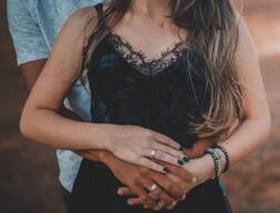 સુરતઃ FBથી પરિચયમાં આવેલા રાજકીય કાર્યકરે યુવતી સાથે બાંધ્યા શારીરિક સંબંધ, વારંવાર જાતિય સુખ માણ્યા પછી શું કર્યું ?