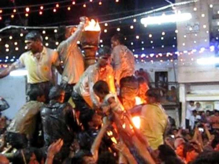 Historical Rupal Palli cancel due to Corona effect, Nitin Patel announce on palli  રૂપાલમાં માતાજીની પલ્લી કાઢવા મુદ્દે ભારે ખેંચતાણ પછી અંતે શું લેવાયો નિર્ણય ? નીતિન પટેલે શું કરી જાહેરાત ?