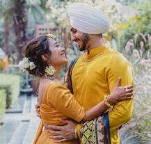 સિંગર નેહા કક્કરની મહેંદી અને પીઠીની રસમની તસવીરો આવી સામે, નેહાનો આવો હતો હટકે અંદાજ