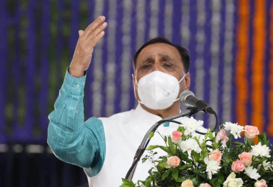 Rupani govt big decision for fixed pay roll employee check full details રૂપાણી સરકારે ફિક્સ પગારદાર કર્મચારીઓની દિવાળી સુધરી જાય એવો મોટો નિર્ણય લીધો, જાણો વિગત