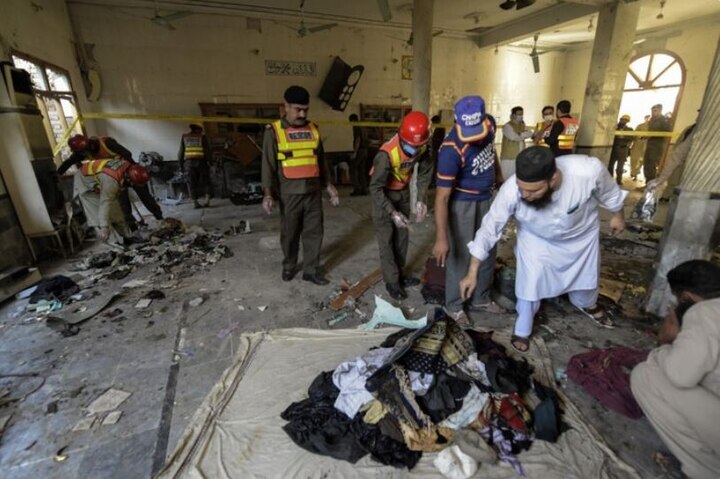 pakistan many dead and many injured in a blast near a seminary in peshawar પાકિસ્તાનના પેશાવરના મદરેસામાં બ્લાસ્ટ, સાત લોકોના મોત, બાળકો સહિત 70થી વધારે ઘાયલ