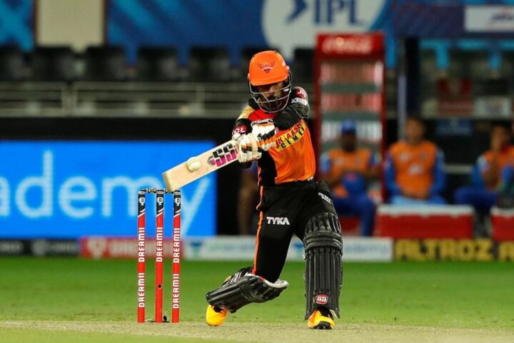 Wriddhiman Saha's Explosive Knock Takes Twitter By Storm IPL 2020માં પહેલી જ વાર રમાડાયેલા ભારતીય ક્રિકેટરની તોફાની બેટિંગ પર સૌ ફિદા, ટ્વિટર પર થયો ટ્રેન્ડ