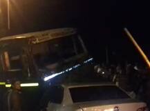 આણંદથી નડિયાદ જતી કારનું ટાયર ફાટતાં સર્જાયો અકસ્માત, બે લોકોના ઘટનાસ્થળે મોત