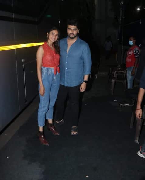  આ દરમિયાન બન્ને ખૂબજ સ્ટાઈલિશ લૂકમાં નજર આવ્યા હતા. (Photo Credit: Manav Maglani Instagram)