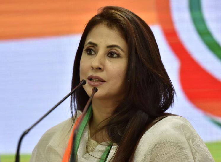 રાજ્યપાલના કોટામાંથી વિધાન પરિષદ જશે એક્ટ્રેસ ઉર્મિલા માતોંડકર, આ પાર્ટીએ કર્યો નિર્ણય shiv sena bollywood actor urmila matondkar for legislative council seat રાજ્યપાલના કોટામાંથી વિધાન પરિષદ જશે એક્ટ્રેસ ઉર્મિલા માતોંડકર, આ પાર્ટીએ કર્યો નિર્ણય