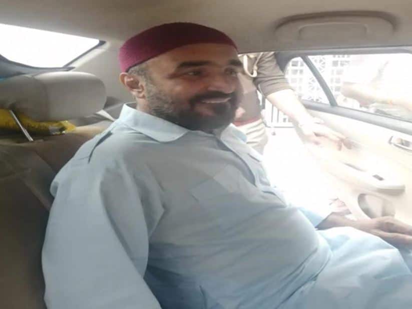  Faisal Khan who offered Namaz inside Nanda Bhavan Temple arrested check details મથુરાના મંદિરમાં નમાજ પઢનારા ફૈઝલ ખાનની ધરપકડ, દિલ્હી અને મથુરા પોલીસની સંયુક્ત કાર્યવાહી