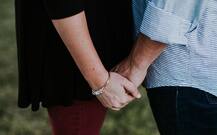 ભુજઃ પતિની ગેરહાજરીમાં પત્ની પ્રેમી સાથે કરતી રંગરેલિયા, પતિને ખબર પડી ને પછી.....