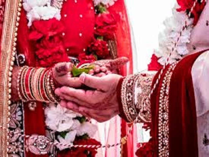 Gujarat government relaxed the rule for organising marriage functions amid the Covid-19 pandemic વિજય રૂપાણી સરકારે રાજયમાં લગ્નોમાં આપી આ મોટી છૂટ, જાણો અત્યંત મહત્વના નિર્ણય વિશે?