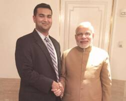 મહેસાણાનો યુવાન અમેરિકામાં સાંસદ બન્યો, પિતાને હતી મોદી સાથે મિત્રતા, જાણો વિગત