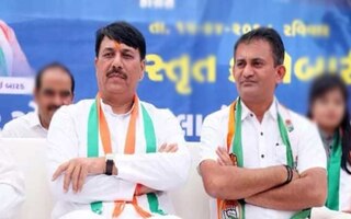 પેટા ચૂંટણીમાં કોંગ્રેસની ભૂંડી હાર બાદ અમિત ચાવડા અને પરેશ ધાનાણીની રાજીનામાની તૈયારી