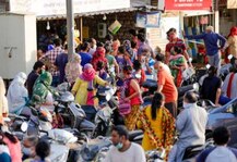 દિવાળી પહેલા અમદાવાદ મ્યુનિસિપલ કોર્પોરેશનનો મોટો નિર્ણય, રાત્રે 12 વાગ્યા સુધી દુકાનો ખુલ્લી રાખવાની આપી છૂટ