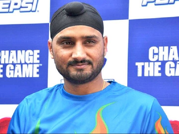He is the Indian AB de Villiers, Harbhajan Singhs massive remark for uncapped IPL 2020 star હરભજને ભારત વતી એક પણ મેચ નહીં રમેલા આ બેટ્સમેનને ગણાવ્યો ભારતનો એબી ડીવિલિયર્સ, જાણો કોણ છે આ ખેલાડી ?