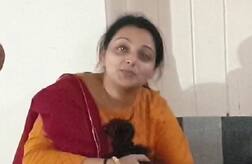 દાહોદઃ પરિણીતાએ પ્રેમી પાસે ઘરમાં જ લૂંટ કરાવી, કાવતરું પાર પાડવા કેવા કર્યા નાટક? જાણીને ચોંકી જશો