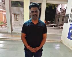 રાજકોટઃ કોંગ્રેસનાં મહિલા કોર્પોરેટરનો પતિ છોકરીઓ લાવીને વેશ્યાવૃત્તિ કરાવતો હોવાની ફરિયાદ, જાણો વિગત