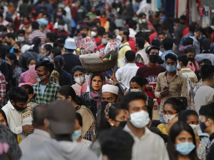 coronavirus delhi situation is being worse data shows 5 deaths in every hour Explained: દિલ્હીમાં કોરોના વિસ્ફોટ, દર કલાકે 5 લોકો ગુમાવી રહ્યા છે જીવ