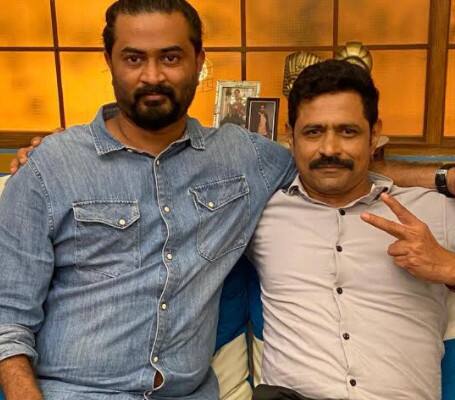 ધ સ્કેમ ફેઈમ પ્રતિક ગાંધીએ ગુજરાતી ફિલ્મનું શૂટિંગ કર્યું શરૂ, રોમાંટિક કોમેડી ફિલ્મમાં કોણ કોણ છે સાથે? ધ સ્કેમ ફેઈમ પ્રતિક ગાંધીએ ગુજરાતી ફિલ્મનું શૂટિંગ કર્યું શરૂ, રોમાંટિક કોમેડી ફિલ્મમાં કોણ કોણ છે સાથે?