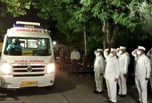 અહમદ પટેલનો પાર્થિવ દેહ વડોદરા એરપોર્ટ પરથી અંકલેશ્વર લઈ જવાયો, કાલે વતન પીરામણમાં દફનવિધિ
