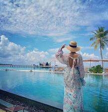 સાઉથની હીરોઇન સામંથા અક્કિનેનીએ માલદીવના દરિયા કિનારે આપ્યા હૉટ પૉઝ, સોશ્યલ મીડિયા પર તસવીરો વાયરલ