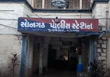 ગુજરાતમાં ભાજપના નેતાની ધરપકડ થાય તો તરત જામીન ન મળે તે માટે કઈ કલમ ઉમેરાઈ ? જાણો વિગત