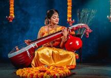 મંગેતર સાથે હોટલમાં રહેતી હતી સાઉથની આ એક્ટ્રેસ, સીલિંગ સાથે લટકતો મળ્યો મૃતદેહ, જુઓ તસવીરો