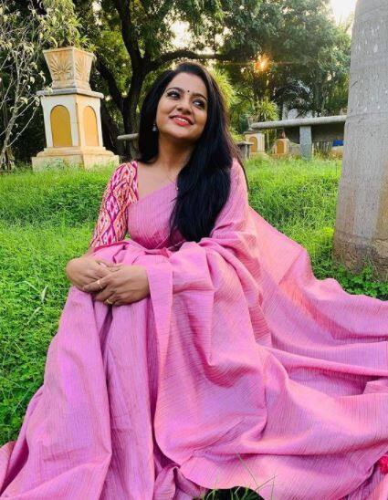 ચિત્રાને હાલ વિજય ટીવી પરથી પ્રસારિત થતી પાંડિયન સ્ટોર્સની સીરિયલમાં તેના અભિનય માટે ઓળખવામાં આવે છે. આ સીરિયલમાં તે મુલઈની ભૂમિકામાં હતી. 