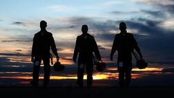 કયા સુપરસ્ટારની ફિલ્મ પર ભારતીય વાયુસેના ભડકી, ને ટ્વીટ કરીને તાત્કાલિક ધોરણે શું કરવા કહ્યું, જાણો વિગતે