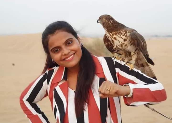 વરઘોડામાં કાજલ મહેરિયાના સૂર પર લોકો ઝૂમી રહ્યા હતા. આ વરઘોડામાં મોટા ભાગના લોકો માસ્ક વગર નજરે પડ્યા હતા. આ ઘટનાને ગંભીરતાથી લઈને પોલીસે ફરિયાદ નોંધી છે. 