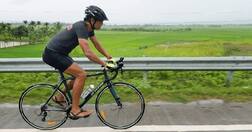 આ એક્ટરે 55 વર્ષની ઉમરે કર્યા યુવાઓને શરમાવે એવા સખત push-ups, વીડિયો થયો ધડાધડ વાયરલ