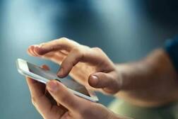 Smartphone Tricks: ફોનમાં કરી બે રીતના સેટિંગ્સ, વારંવાર હેન્ગ નથી થાય તમારો ફોન, જુઓ......
