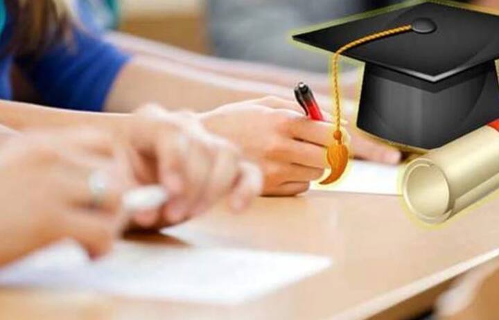 19 વર્ષીય ઋતિક રાજ પટનાના ગોલા રોડ પર રહે છે અને મખદૂમપુર ગામનો રહેવાસી છે. વોશિંગ્ટન ડીસીની જોર્જ ટાઉન યુનિવર્સિટી તેના 4 વર્ષના અભ્યાસ તથા રહેવાનો ખર્ચ ઉપાડશે. 