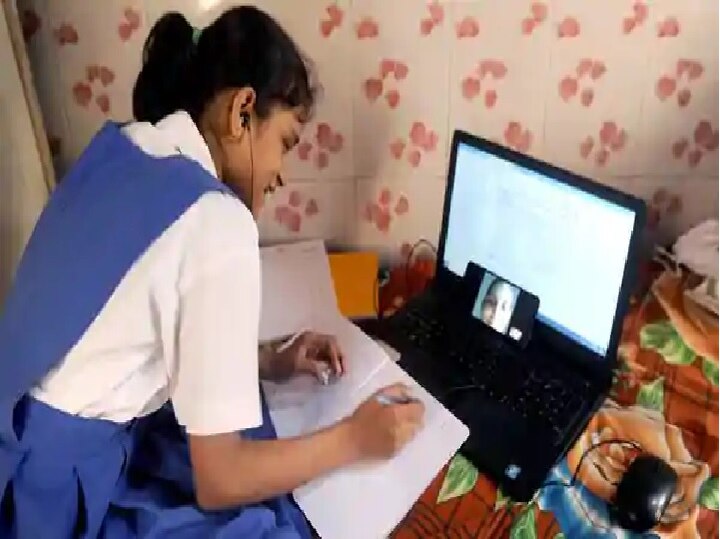 Fact check Government of India is offering free laptops for all students Fact Check: મોદી સરકાર દેશના તમામ વિદ્યાર્થીઓને ફ્રીમાં આપી રહી છે લેપટોપ ? જાણો શું સચ્ચાઈ
