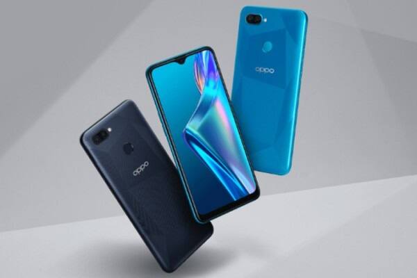 Oppo A12 (કિંમત- 8,990 રૂપિયા) આ ફોનમાં કંપનીએ 6.2 ઇંચની એચડી પ્લસ waterdrop ડિસ્પ્લે આપી છે, આની રેમ 3GB અને ઇન્ટરનલ સ્ટૉરેજ 32GB છે. ફોનમાં 2.3GHz MediaTek Helio P35 ઓક્ટાકૉર પ્રૉસેસર છે. ફોનમાં 13MP+2MPના બે રિયર કેમેરા સેટઅપ છે આ ઉપરાંત 5MPનો ફ્રન્ટ કેમેરો છે.  (પ્રતિકાત્મક તસવીર)
