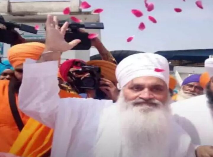 સંત બાબા રામસિંહનો ડેરો કરનાલ જિલ્લામાં સિંગડા ગામમાં છે. તેઓ સિંગડાવાળા બાબાજીના નામથી પ્રખ્યાત હતા. બાબા રામ સિંહ સિંગડા વાળા ડેરા સિવાય દુનિયાના અલગ-અલગ દેશોમાં પ્રવચન કરવા માટે જતા હતા. સંત બાબા રામ સિંહ હંમેશા વિવાદોથી દૂર રહ્યા. તેમણે સામાજિક અને આર્થિક સુધારામાં ખૂબ મોટું યોગદાન આપ્યું છે.