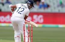 સ્ટાર્કના બૉલ પર પૃથ્વી શૉ શૂન્ય રને બૉલ્ડ, લોકોએ ટ્વીટર પર ફેલાવી દીધા મજેદાર-ફની મીમ્સ, જુઓ.....