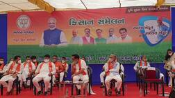 બારડોલીમાં ભાજપ પ્રમુખ પાટીલના ખેડૂત સંમેલન પહેલા કોંગ્રેસના કયા દિગ્ગજ નેતાઓને કરાયા નજરકેદ?