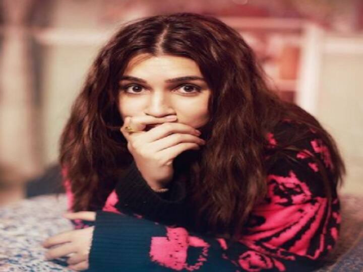 kriti sanon finally tested Negative for COVID-19 બોલિવૂડની આ હોટ અક્ટ્રેસે કોરોનાને આપી મ્હાત, ફેન્સ અને ડૉક્ટર્સનો માન્યો આભાર