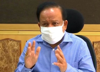 Coronavirus Vaccine: સ્વાસ્થ્ય મંત્રીની જાહેરાત, આવનારા થોડા દિવસોમાં જ દેશવાસીઓને મળશે કોરોના રસી