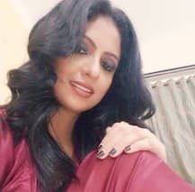 ભારતીય ક્રિકેટરની મૉડલ પત્નિના ફોટા થયા વાયરલ, ઇન્ટરનેટ પર ધૂમ મચાવી રહી છે તસવીરો.....