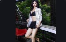 ભારતીય ક્રિકેટરની મૉડલ પત્નિના ફોટા થયા વાયરલ, ઇન્ટરનેટ પર ધૂમ મચાવી રહી છે તસવીરો.....