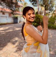 શોપિંગ મોલમાં એક્ટ્રેસ સાથે યુવકે કરી એવી અશ્લીલ હરકત કે એક્ટ્રેસ સ્તબ્ધ થઈ ગઈ, જાણો વિગત