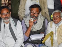 Farmers protest: સરકાર સાથે વાતચીતના પ્રસ્તાવને ખેડૂતોએ ફગાવ્યો, કહ્યું- આગ સાથે ના રમે સરકાર